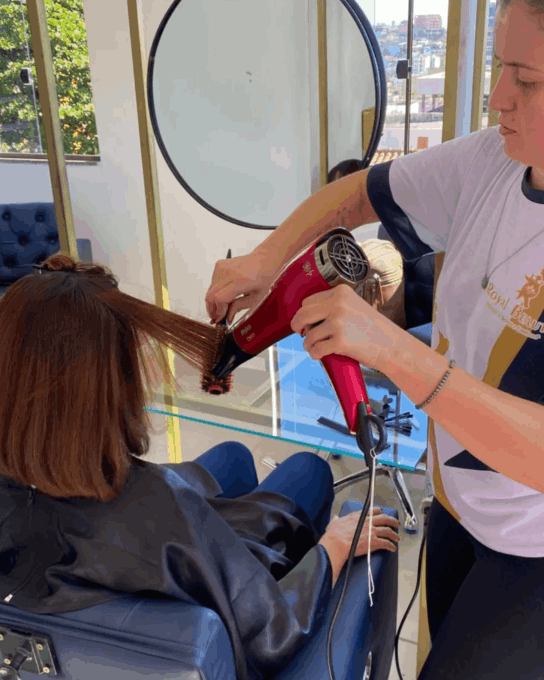 Cursos profissionalizantes de maquiagem, barbeiro, cabeleireiro, manicure, extensão de cílios, design de sobrancelhas, alongamento de unhas, unhas decoradas, micropigmentação curso de tranças Jardim Ângela